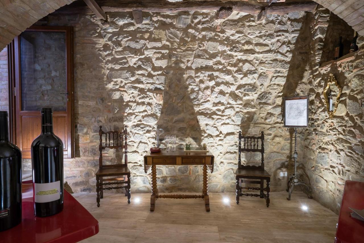 Bed and Breakfast Dimora Delle Muse Монтальчино Екстер'єр фото